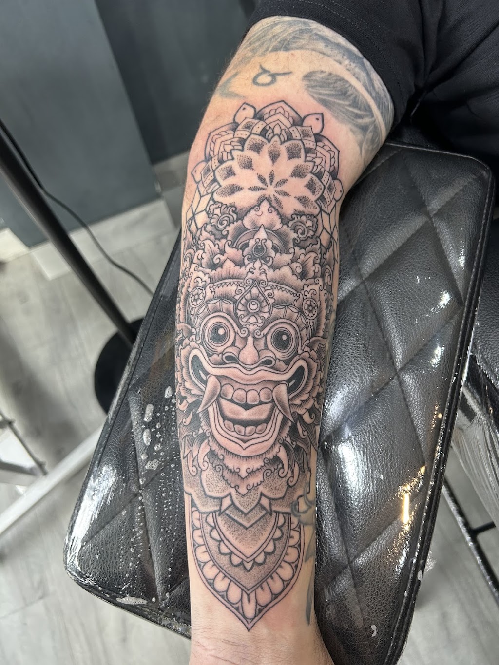 LOJI TATTOO STUDIO