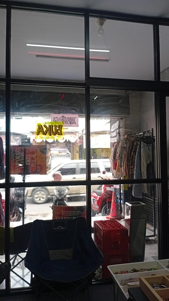 Panicmanique - Accessory Dept.