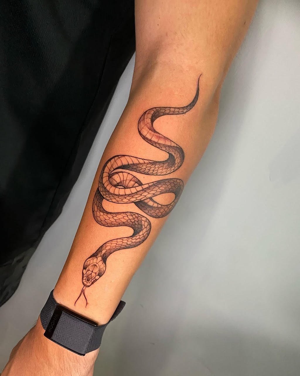 W Ink Tattoo Studio