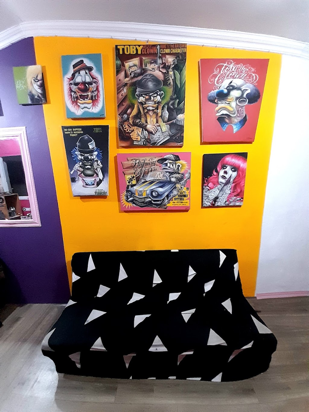 Junior tattoo home studio